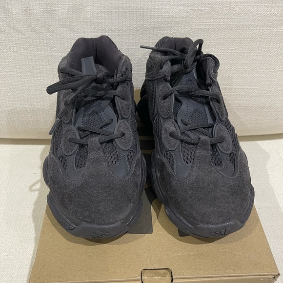 Yeezy | Shoes | Yeezy 50 In Black Size 